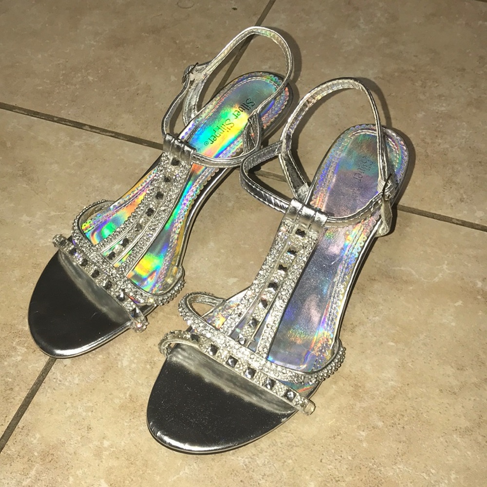 Silver Pumps